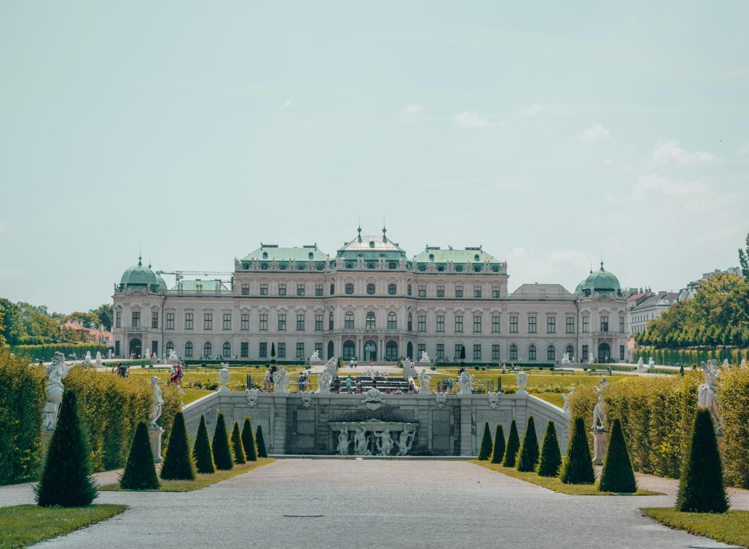 leyre Th2MisvdKr0 unsplash Groß